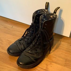 dr. martens boots